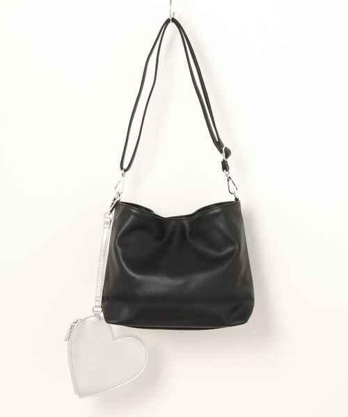axes femme（アクシーズファム）の「ハートポーチ付2wayバッグ 