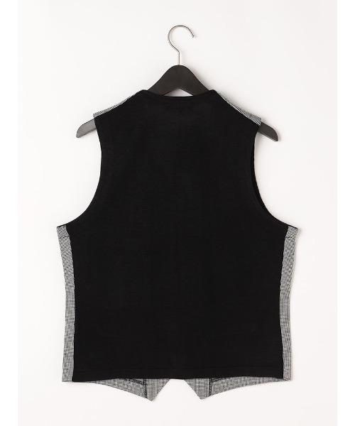 Perfect Suit FActory（パーフェクトスーツファクトリー）の「TRANS CONTINENTS　フロントクラシック　ニットジレ　千鳥　グレー/クロシロ（ベスト・メンズ・チャコールグレー/ブラック×ホワイト・L/M/LL）」の4枚目の写真