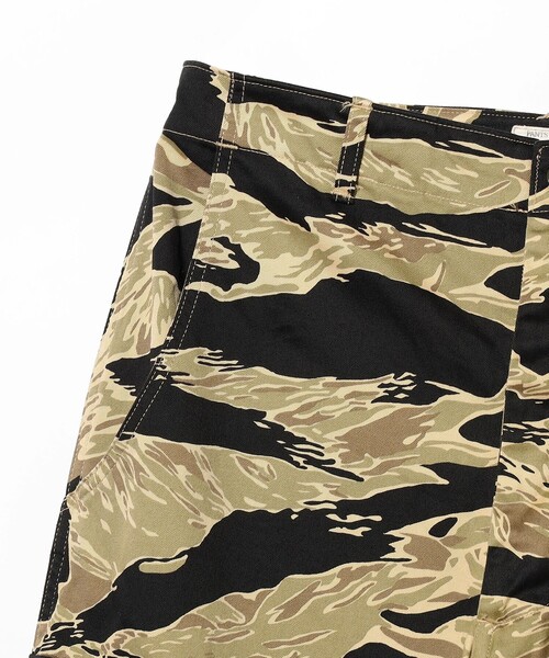 Buzz Rickson's（バズリクソンズ）の「〈MEN〉BUZZ RICKSON'S / 別注 GOLD TIGER STRIPE TROUSERS（その他パンツ・メンズ・ブラック・MEDIUM/X-LARGE/LARGE）」の4枚目の写真