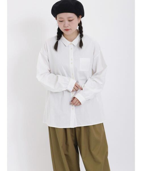 Samansa Mos2（サマンサ モスモス）の「【保温加工】二つ並び釦レギュラーカラーシャツ（シャツ/ブラウス・レディース・チャコールグレー/ネイビー/ブラック/オフホワイト・F）」の2枚目の写真