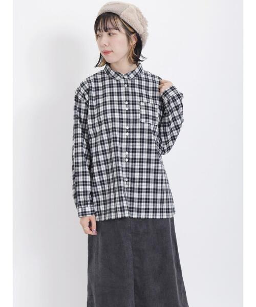 Samansa Mos2（サマンサ モスモス）の「【保温加工】二つ並び釦レギュラーカラーシャツ（シャツ/ブラウス・レディース・チャコールグレー/ネイビー/ブラック/オフホワイト・F）」の12枚目の写真