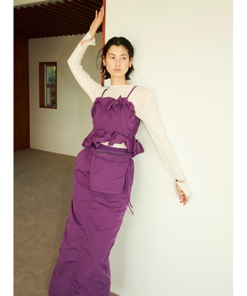 emmi(エミ)の「【emmi atelier】ナイロンストレートシルエットスカート(スカート・レディース・アイボリー/パープル/ブラック・0/1)」の5枚目の写真