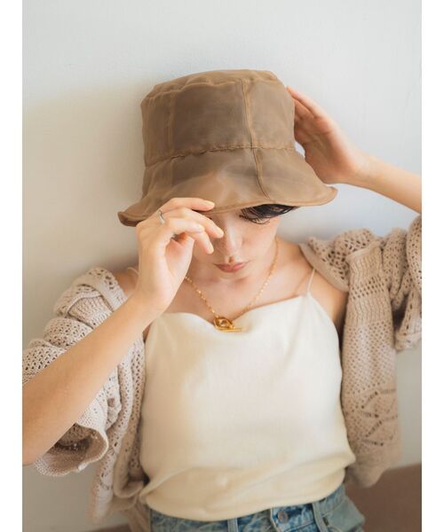 Ungrid（アングリッド）の「シアーバケットハット（ハット・レディース・ベージュ/ブラック・FREE）」の3枚目の写真