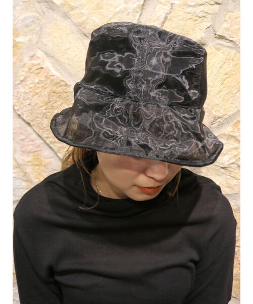 Ungrid（アングリッド）の「シアーバケットハット（ハット・レディース・ベージュ/ブラック・FREE）」の6枚目の写真