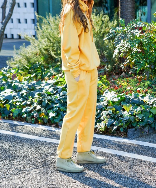 BILLABONG(ビラボン)の「【直営店限定】BILLABONG レディース JOGGER PANTS スウェットパンツ 【2024年春夏モデル】/ビラボンワンポイントブランドロゴリラックスシルエットジョガーパンツ(スウェットパンツ・レディース・ブラック/イエロー/グレー・MEDIUM/LARGE)」の5枚目の写真