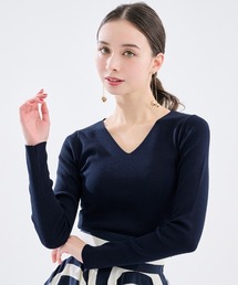 Vネック美シルエットニット