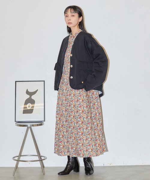 Libra Cue（リブラ キュー）の「バンドカラーロングスリーブワンピース（ワンピース・レディース・ブラック/キャメル/ネイビー/ベージュ/ピンクベージュ・FREE）」の18枚目の写真