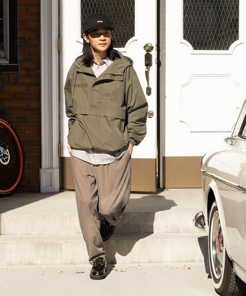 niko and...（ニコアンド）の「ミリタリーアノラックパーカー（マウンテンパーカー・メンズ・カーキ/チャコール・MEDIUM/LARGE）」の5枚目の写真