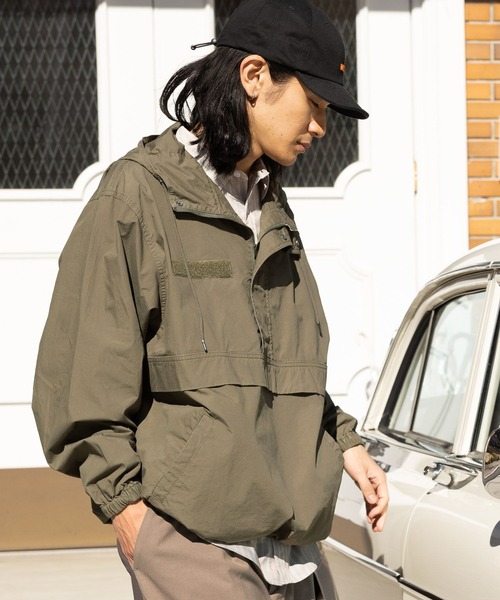 niko and...（ニコアンド）の「ミリタリーアノラックパーカー（マウンテンパーカー・メンズ・カーキ/チャコール・MEDIUM/LARGE）」の6枚目の写真