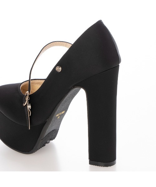 Elvis Luce（エルビスルーチェ）の「ElvisLuce(エルビスルーチェ)13.5cm厚底ストームヒールパンプス（パンプス・レディース・ホワイト/ブラック/ブラック系その他/ゴールド/ブラック系その他2/グレー系その他/ブラック系その他3/シルバー・M/L/LL/S）」の16枚目の写真