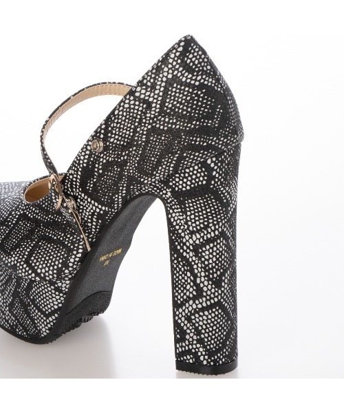 Elvis Luce（エルビスルーチェ）の「ElvisLuce(エルビスルーチェ)13.5cm厚底ストームヒールパンプス（パンプス・レディース・ホワイト/ブラック/ブラック系その他/ゴールド/ブラック系その他2/グレー系その他/ブラック系その他3/シルバー・M/L/LL/S）」の18枚目の写真