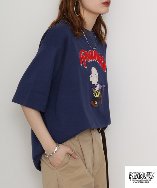 PEANUTS(ピーナッツ)の「PEANUTS スヌーピースーパーマンTシャツ(Tシャツ/カットソー・メンズ・ピンク系その他/オフホワイト/ブラック/クリーム/ホワイト系その他/ネイビー・L/M/LL/S)」の18枚目の写真