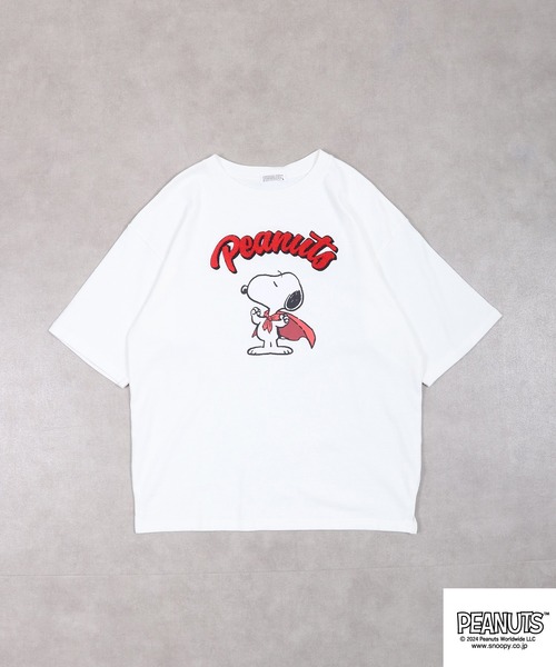 PEANUTS(ピーナッツ)の「PEANUTS スヌーピースーパーマンTシャツ(Tシャツ/カットソー・メンズ・ピンク系その他/オフホワイト/ブラック/クリーム/ホワイト系その他/ネイビー・L/M/LL/S)」の22枚目の写真