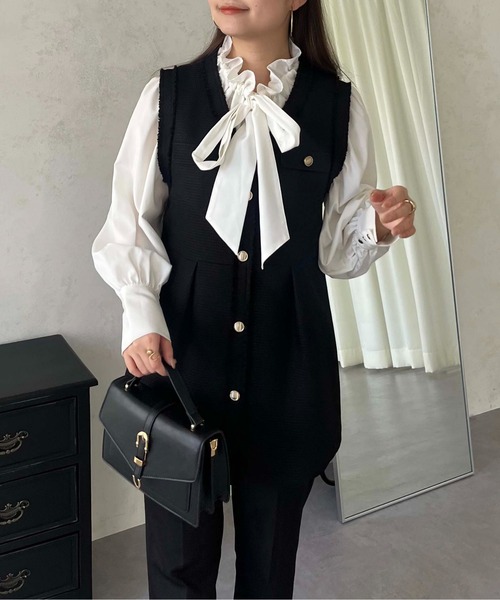 再値下げ❗️【美品】arpege story 金ボタンツイード　ペプラムジレ　黒 Apuweiser-riche - 美品 アルページュストーリー ツイードペプラムジレ