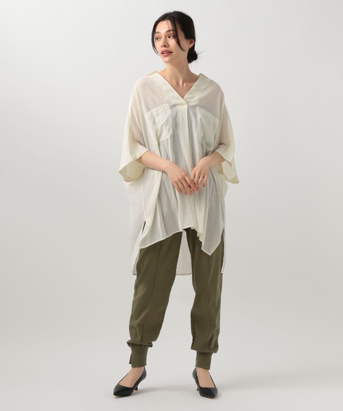 BAYFLOW（ベイフロー）の「シアーBIGシャツプルオーバー（シャツ/ブラウス・レディース・オフホワイト/ピンク/モカ・FREE）」の4枚目の写真