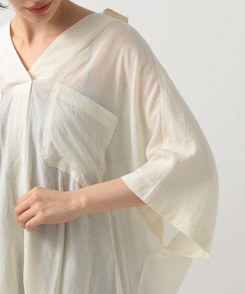 BAYFLOW（ベイフロー）の「シアーBIGシャツプルオーバー（シャツ/ブラウス・レディース・オフホワイト/ピンク/モカ・FREE）」の13枚目の写真