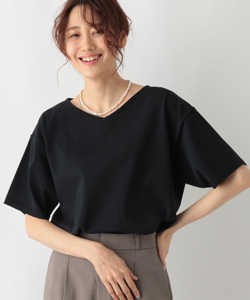 GLOBAL WORK(グローバルワーク)の「スッキレイサラサラVネックプルオーバー/987141(Tシャツ/カットソー・レディース・ブルー/アイボリー/ブラック/ホワイト×ブラック/アイボリー系5/ネイビー×ホワイト/ライラック/モカ/マスタード/ミント/ライトグレー/テラコッタ/ライトオリーブ/シルバー系3/ブラウン系8・S/M/L)」の3枚目の写真