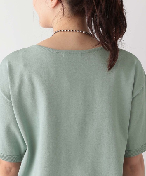 GLOBAL WORK(グローバルワーク)の「スッキレイサラサラVネックプルオーバー/987141(Tシャツ/カットソー・レディース・ブルー/アイボリー/ブラック/ホワイト×ブラック/アイボリー系5/ネイビー×ホワイト/ライラック/モカ/マスタード/ミント/ライトグレー/テラコッタ/ライトオリーブ/シルバー系3/ブラウン系8・S/M/L)」の20枚目の写真