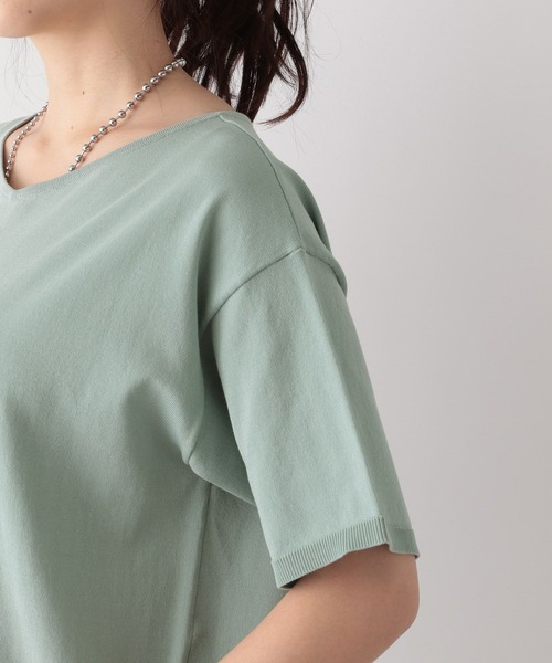 GLOBAL WORK(グローバルワーク)の「スッキレイサラサラVネックプルオーバー/987141(Tシャツ/カットソー・レディース・ブルー/アイボリー/ブラック/ホワイト×ブラック/アイボリー系5/ネイビー×ホワイト/ライラック/モカ/マスタード/ミント/ライトグレー/テラコッタ/ライトオリーブ/シルバー系3/ブラウン系8・S/M/L)」の21枚目の写真