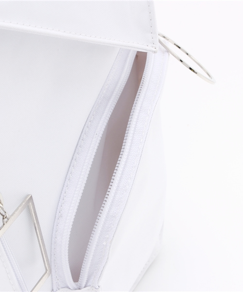 IKUMI(イクミ)の「○△□BACKPACK(バックパック/リュック・レディース・ホワイト・フリ-)」の6枚目の写真