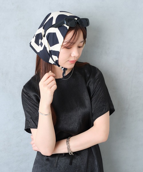 BIRTHDAY BAR（バースデイバー）の「とっさにスカーフ（バンダナ/スカーフ・レディース・ブルー/ホワイト・フリー）」の9枚目の写真