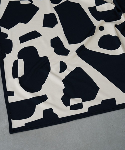 BIRTHDAY BAR（バースデイバー）の「とっさにスカーフ（バンダナ/スカーフ・レディース・ブルー/ホワイト・フリー）」の10枚目の写真