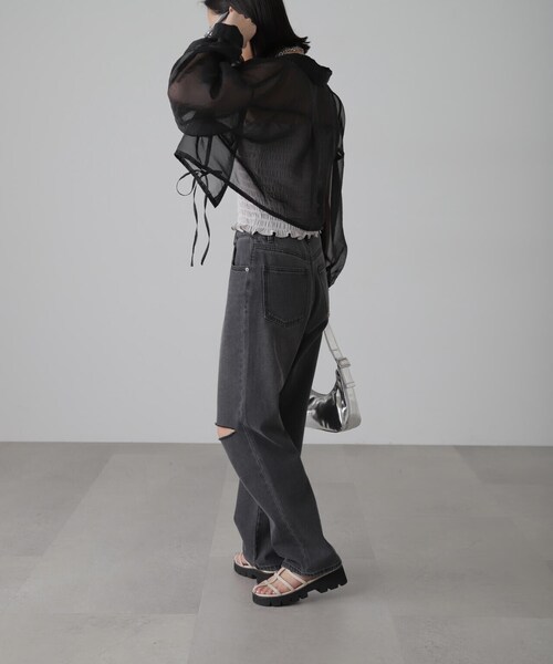 FREE'S MART(フリーズマート)の「◆裾ドロストショート丈シアーシャツ(シャツ/ブラウス・レディース・ブラック/ピンク/ホワイト/ブルー・FREE)」の7枚目の写真