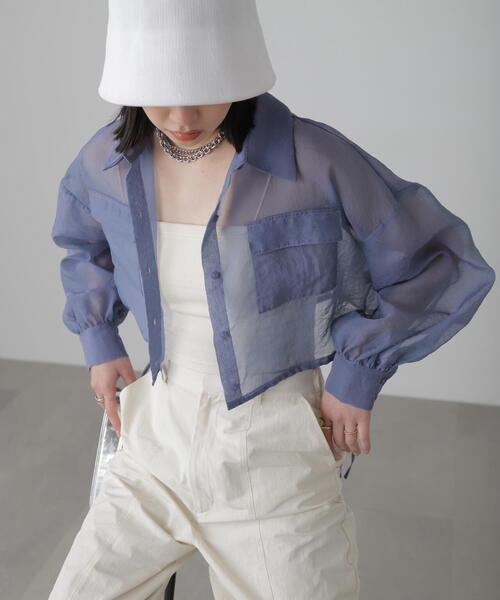 FREE'S MART(フリーズマート)の「◆裾ドロストショート丈シアーシャツ(シャツ/ブラウス・レディース・ブラック/ピンク/ホワイト/ブルー・FREE)」の13枚目の写真