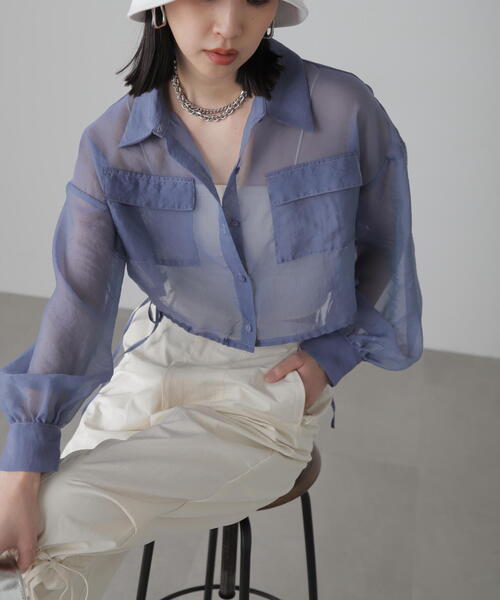 FREE'S MART(フリーズマート)の「◆裾ドロストショート丈シアーシャツ(シャツ/ブラウス・レディース・ブラック/ピンク/ホワイト/ブルー・FREE)」の17枚目の写真