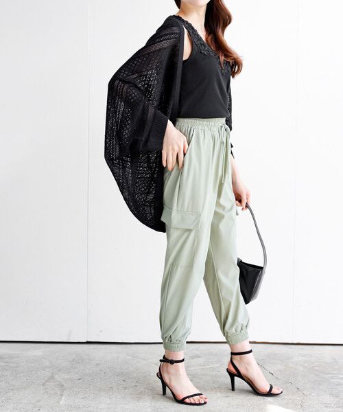 rps（アールピーエス）の「リラックスカーゴジョガーパンツ（カーゴパンツ・レディース・カーキ/ブラック・フリー）」の17枚目の写真