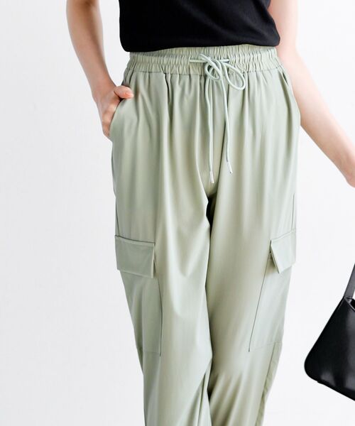 rps（アールピーエス）の「リラックスカーゴジョガーパンツ（カーゴパンツ・レディース・カーキ/ブラック・フリー）」の18枚目の写真