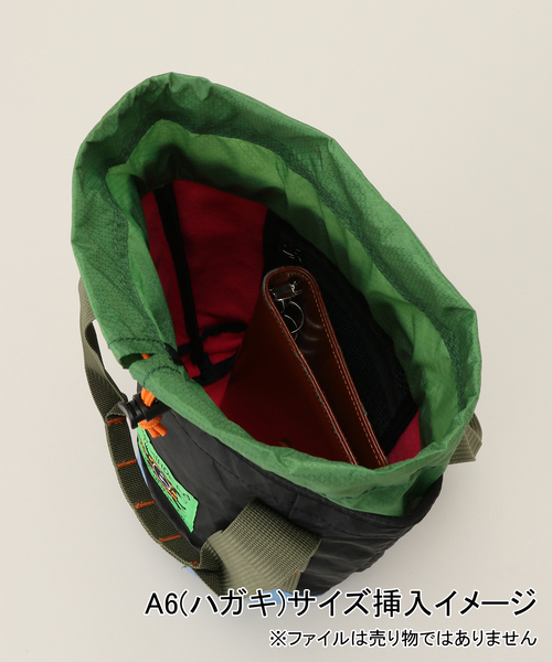 BRAIN DEAD（ブレインデット）の「【BRAIN DEAD/ブレインデッド】EQUIPMENT CINCHED CHALK BAG A00003767D124（トートバッグ・レディース・ホワイト系その他/ブラック・FREE）」の9枚目の写真