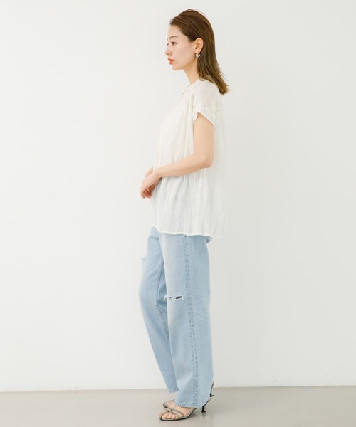 URBAN RESEARCH Sonny Label(アーバンリサーチサニーレーベル)の「『WEB限定』楊柳ドビーギャザーブラウス(シャツ/ブラウス・レディース・レッド/オフホワイト/ブルー系その他/ブラック・FREE)」の21枚目の写真