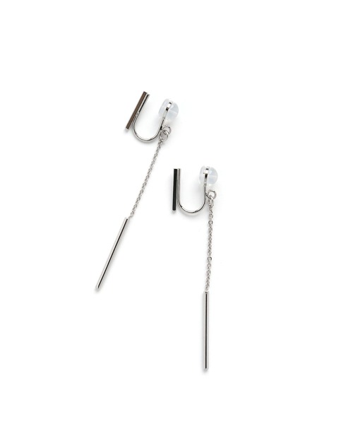 colleca la(コレカラ)の「ノンホール・ショートバー×チェーンのイヤリング(イヤリング・レディース・シルバー/ゴールド・FREE)」の8枚目の写真