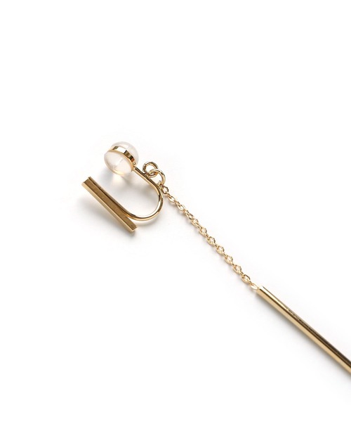 colleca la(コレカラ)の「ノンホール・ショートバー×チェーンのイヤリング(イヤリング・レディース・シルバー/ゴールド・FREE)」の10枚目の写真