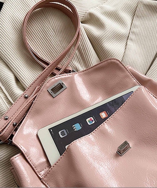 NANEA（ナネア）の「チェーンショルダー2WAYトートバッグ（トートバッグ・レディース・ホワイト/ブラック/ピンク/シルバー/グリーン・フリー）」の16枚目の写真