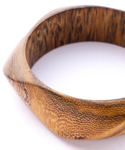 N.（N. Natural Beauty Basic）（エヌエヌナチュラルビューティーベーシック）の「変形ウッドバングル（バングル/リストバンド・レディース・ブラウン・FREE）」の5枚目の写真