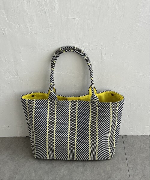 LBC（エルビーシー）の「雑材モザイクA4トートバッグ（トートバッグ・レディース・ネイビー/オレンジ系/オレンジ/レッド/ダークネイビー・FREE）」の2枚目の写真