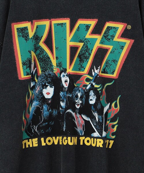 FREAK'S STORE（フリークスストア）の「KISS TOUR キス ツアー 別注 ビッグシルエット フロントプリント クルーネック Tシャツ（Tシャツ/カットソー・メンズ・チャコールグレー/オフホワイト・MEDIUM/LARGE/X-LARGE）」の5枚目の写真