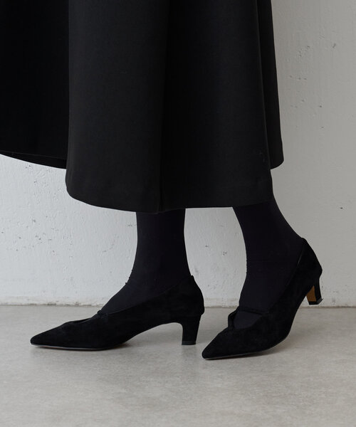 BEARDSLEY（ビアズリー）の「ポイントパンプス（ブーツ・レディース・ブラック/キャメル・23/23.5/24/24.5）」の3枚目の写真