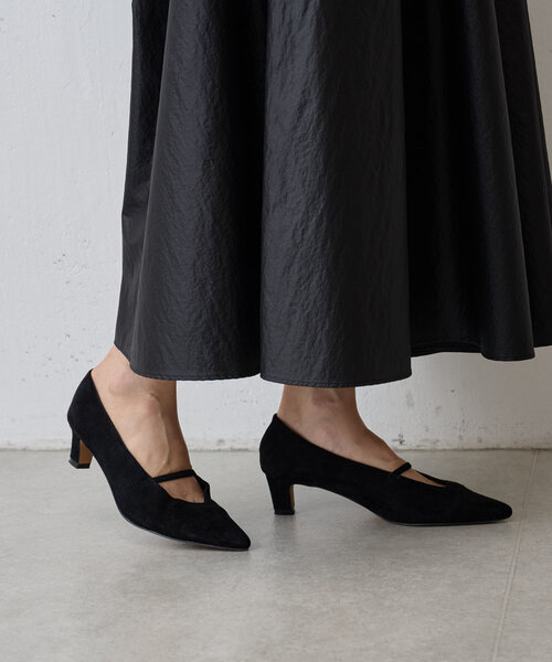 BEARDSLEY（ビアズリー）の「ポイントパンプス（ブーツ・レディース・ブラック/キャメル・23/23.5/24/24.5）」の11枚目の写真