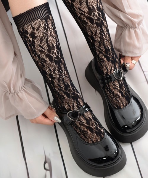 VIBGYOR Women（ヴィブジョー　ウィメン）の「【float】総レース デザイン ハイソックス（ソックス/靴下・レディース・ブラック/ホワイト・FREE）」の13枚目の写真