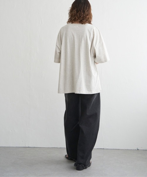 notch.（ノッチ）の「アングリーキャットサガラ刺繍Tシャツ（Tシャツ/カットソー・レディース・ライトグレー/オフホワイト・M）」の13枚目の写真