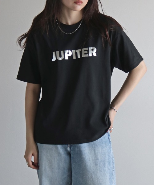 COURO(コウロ)の「箔ロゴプリントTシャツ(Tシャツ/カットソー・レディース・ホワイト系/ホワイト系1/ホワイト系2/ホワイト系3/ホワイト系4/ホワイト系5/ホワイト系6/ホワイト系7/ブラック系/ブラック系1/ブラック系2/ブラック系3/ブラック系4/ブラック系5/ブラック系6/ブラック系7・FREE)」の14枚目の写真