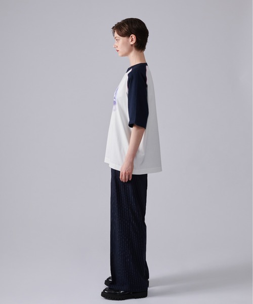 ONCILY(オンシェリー)の「GRADATION LOGO RAGLAN SLEEVE T-SHIRT / グラデーションロゴラグランTシャツ(Tシャツ/カットソー・メンズ・ネイビー/ブラック/イエロー・SMALL/MEDIUM/LARGE)」の12枚目の写真