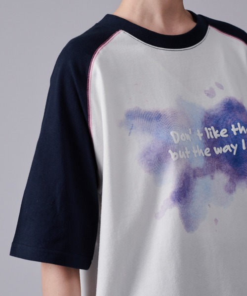 ONCILY(オンシェリー)の「GRADATION LOGO RAGLAN SLEEVE T-SHIRT / グラデーションロゴラグランTシャツ(Tシャツ/カットソー・メンズ・ネイビー/ブラック/イエロー・SMALL/MEDIUM/LARGE)」の14枚目の写真