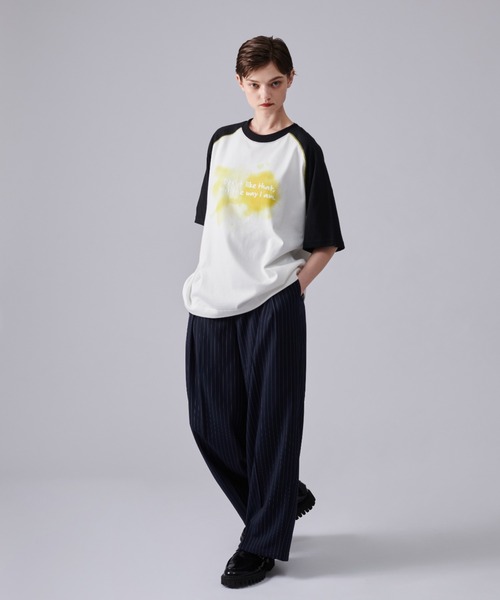 ONCILY(オンシェリー)の「GRADATION LOGO RAGLAN SLEEVE T-SHIRT / グラデーションロゴラグランTシャツ(Tシャツ/カットソー・メンズ・ネイビー/ブラック/イエロー・SMALL/MEDIUM/LARGE)」の22枚目の写真