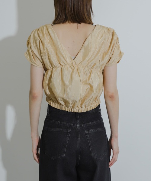 SENSE OF PLACE by URBAN RESEARCH（センスオブプレイスバイアーバンリサーチ）の「クロップドギャザーブラウス（シャツ/ブラウス・レディース・ベージュ/ライトブルー/オフホワイト・ONE）」の5枚目の写真