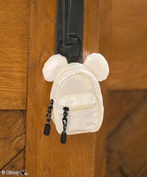 Disney（ディズニー）の「【MICKEY(ミッキー) / 別注】 リュック型シルエットミニポーチ（ポーチ）」
