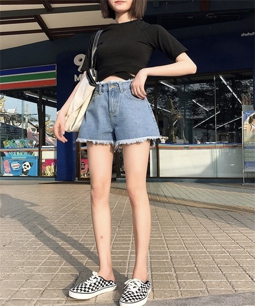FREE STYLISTS(フリー スタイリスト)の「フリンジデニムショートパンツ(デニムパンツ・レディース・ホワイト/ブラック/ネイビー/ブルー・M/XL/S/L/2XL)」の20枚目の写真